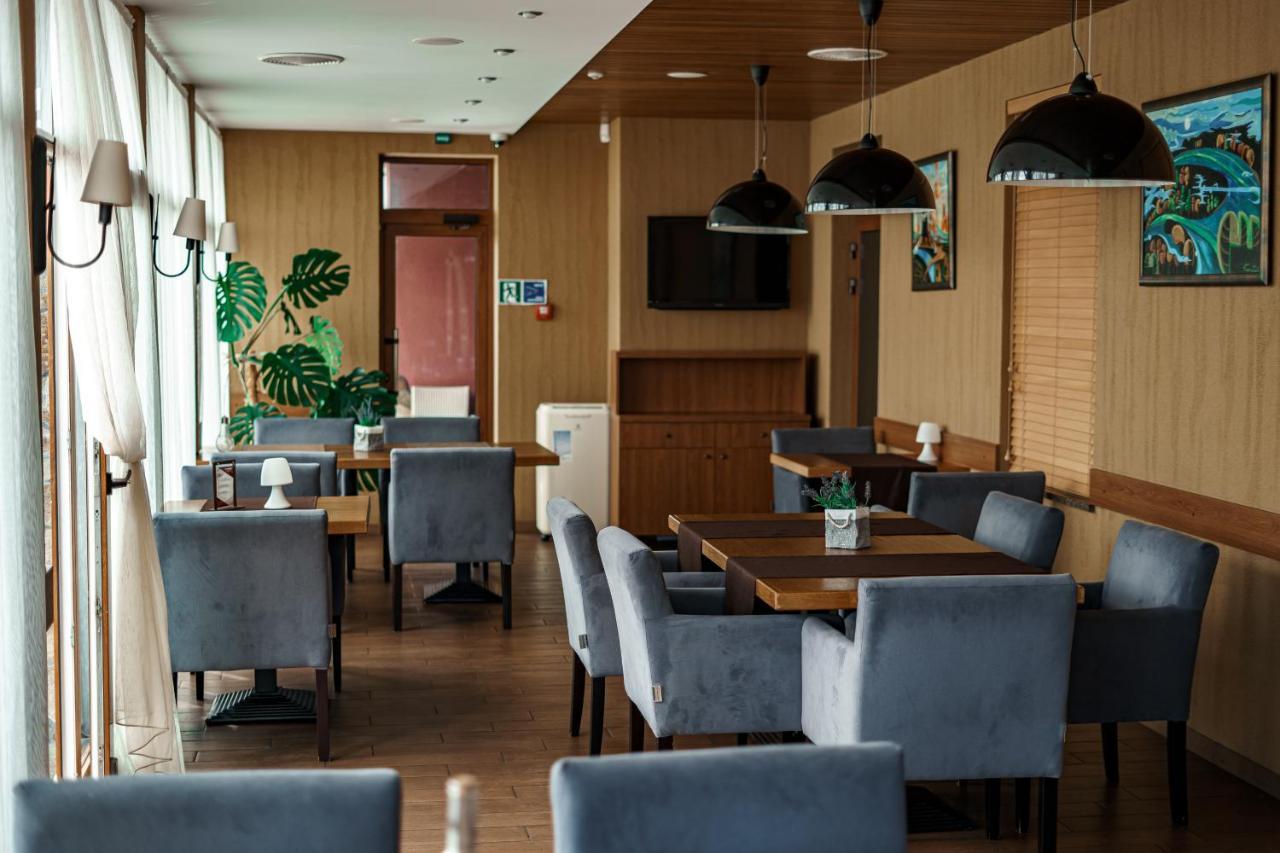 Kolobok Hotel Majaki Kültér fotó