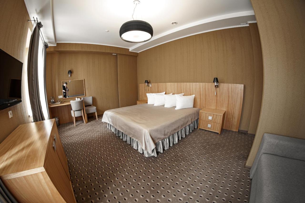 Kolobok Hotel Majaki Kültér fotó