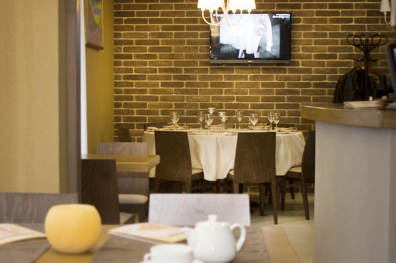 Kolobok Hotel Majaki Kültér fotó